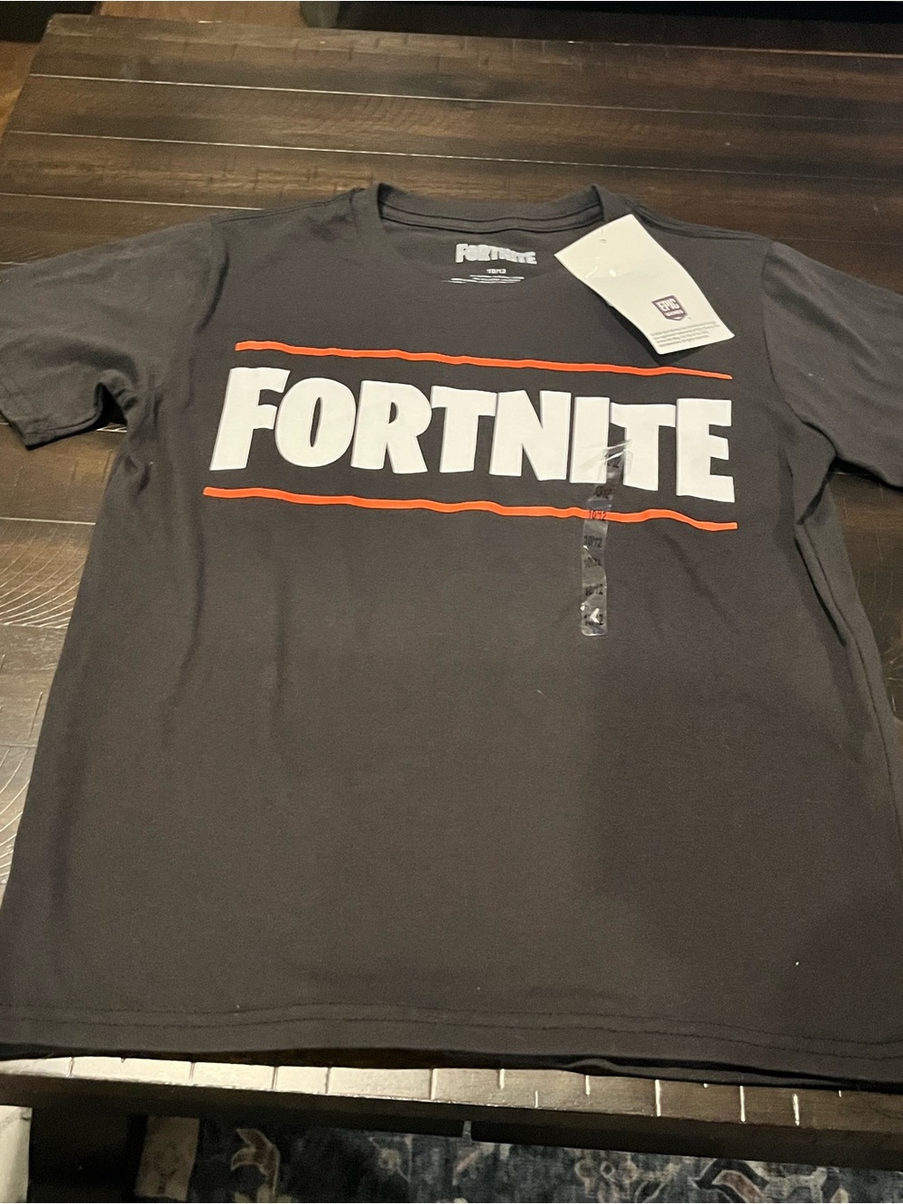 Boy’s Fortnite Black Graphic Logo Tee size 10-12 New! Medium